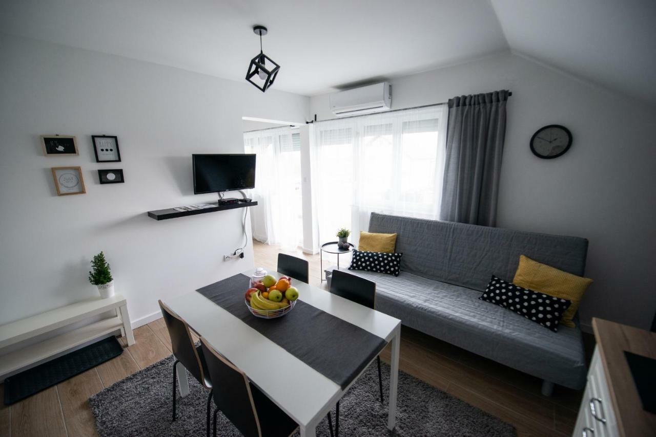 Paula&Matej Airport Zagreb Hotell Selnica Scitarjevska Exteriör bild